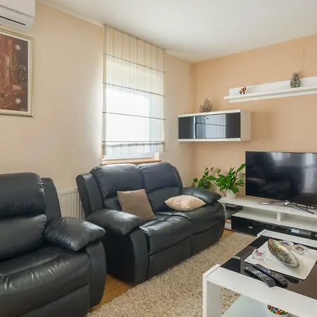 Balen Zadarvillas Lisicici