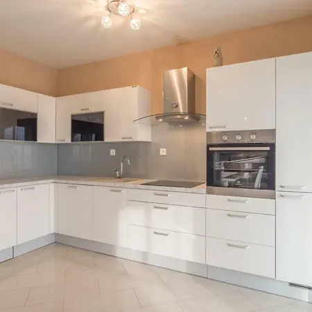Balen Villa Lisicici