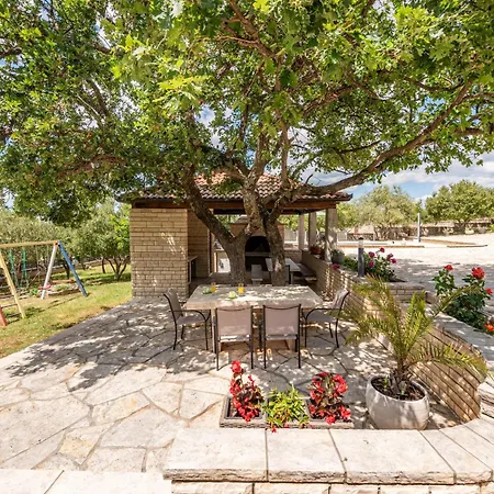 Balen Zadarvillas Villa