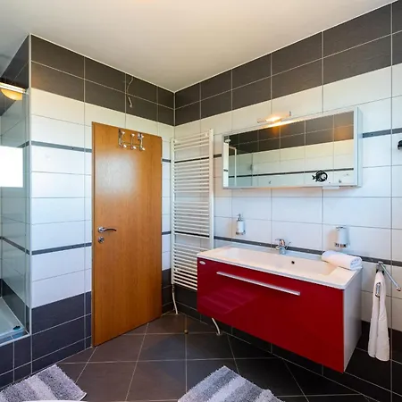 Balen Zadarvillas