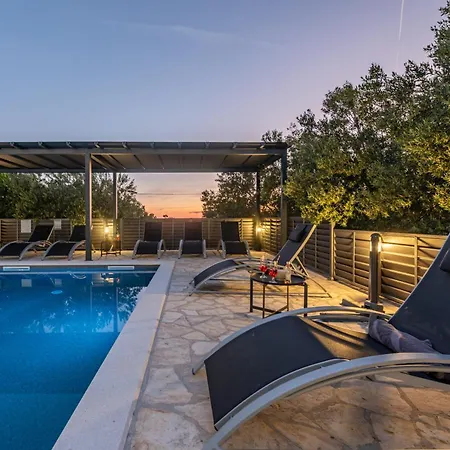 Balen Zadarvillas Villa