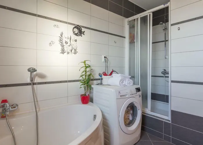 Balen Zadarvillas וילה Lisicici